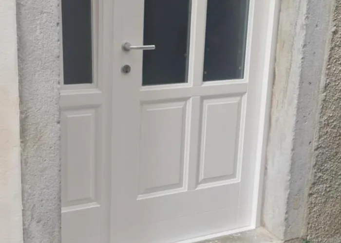 Rose 5 Apartman Cres