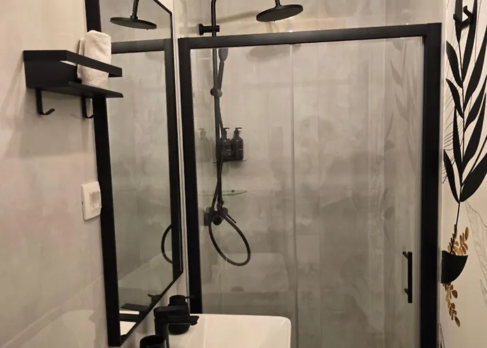 Rose 5 Apartman Cres